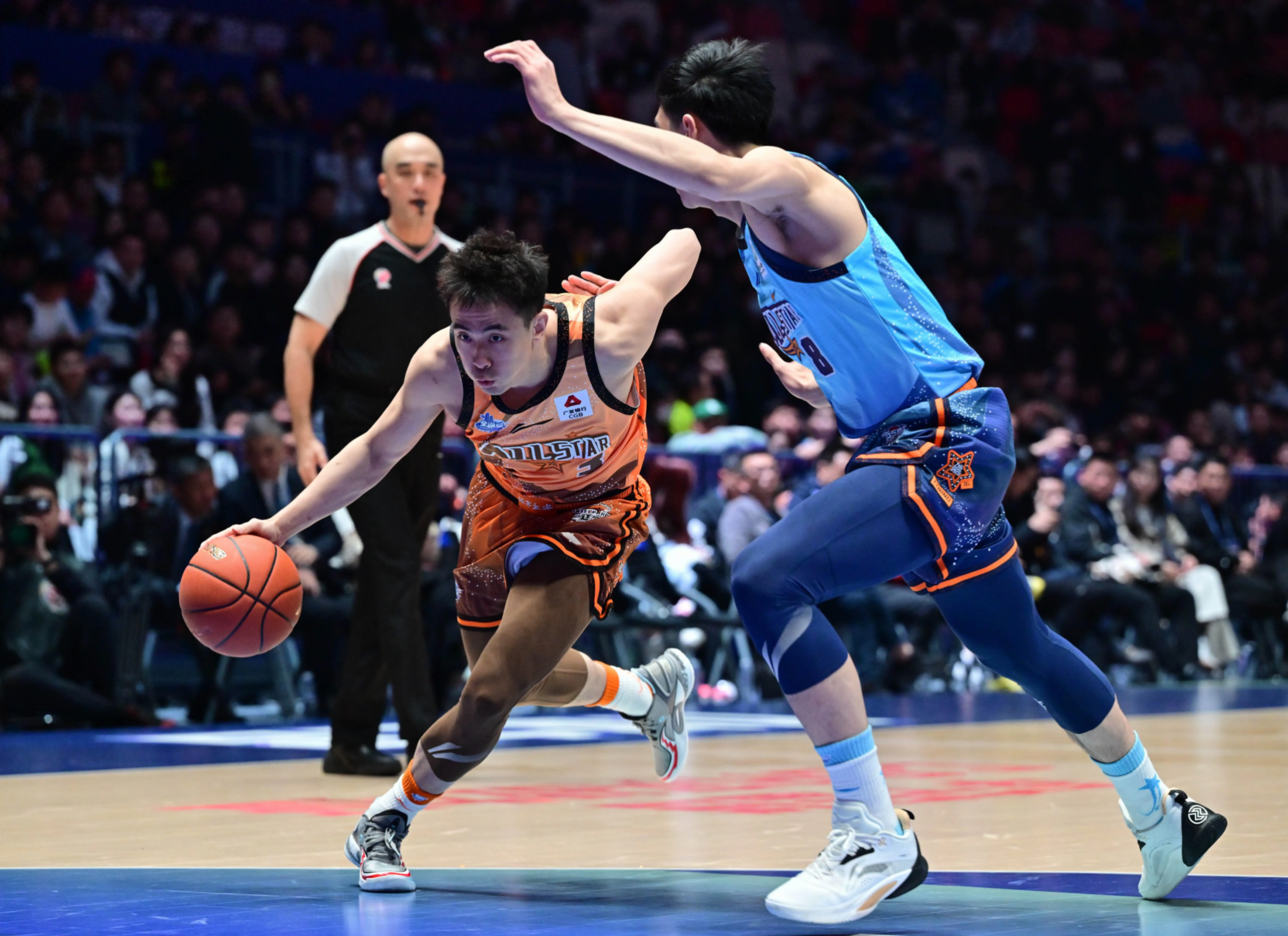 开云体育手机软件-曼联今晚扳平良机辽宁本钢围绕CBA季后赛强势反弹，媒体一致点评：曼联更衣室发声备战德国杯的简单介绍